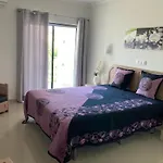 Red Terrace Flat Apartment